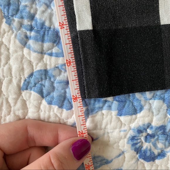 Gingham Cropped Pant - Size 8 - Picture 9 of 9